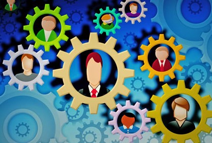 Menselijke figuren in tandwielen, samenwerken concept.
